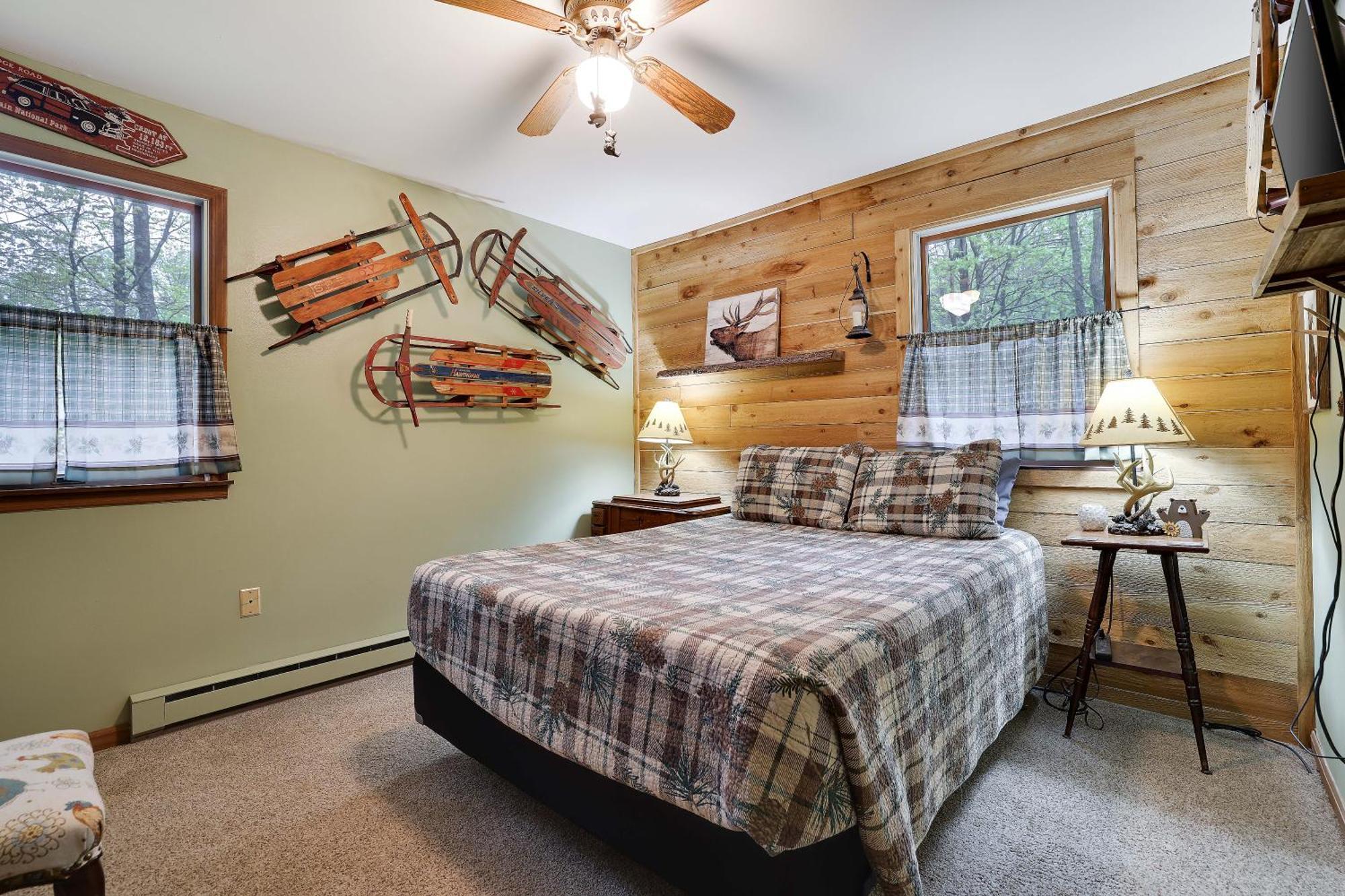 Serenity And Fun All In One In This Cozy Pocono Cabin Jim Thorpe Exterior photo